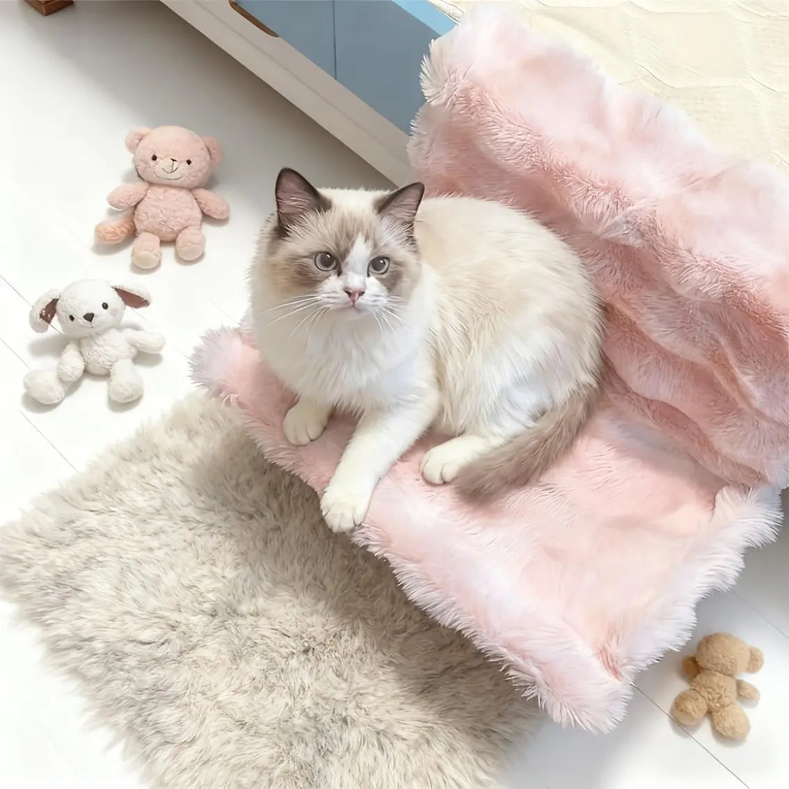 All-Season Washable Plush Pet Bedside Hammock - Wall-Mounted, Fits Sofa/Bed/Window, Portable Soft Pad for Small Cats and Dogs, Easy to Clean